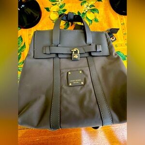 Henri Bendel Medium Jetsetter Backpack Grey with Gold Hardware GUC Please Read